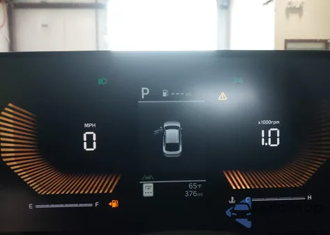 2025 Kia K4 Lxs z USA, uszkodzony, nr VIN 3KPFT4DE4SE118822